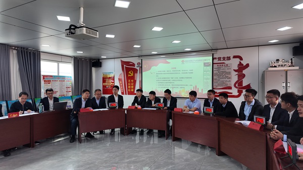 奋楫扬帆风正劲——钻探分公司以卓越成绩向新中国建设 75 周年献礼2.JPG