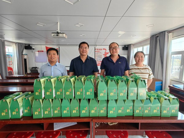 情暖端午 眷注偕行 —— 钻探分公司开展节前慰问运动.jpg